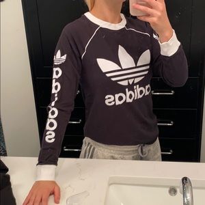 Adidas longsleeve T-shirt
